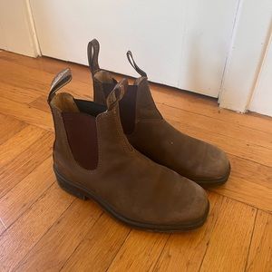 Blundstone brown boots! So comfortable!